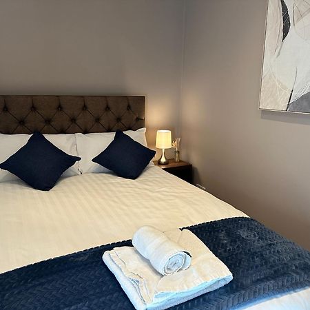 Putera Puteri Residence London Ngoại thất bức ảnh