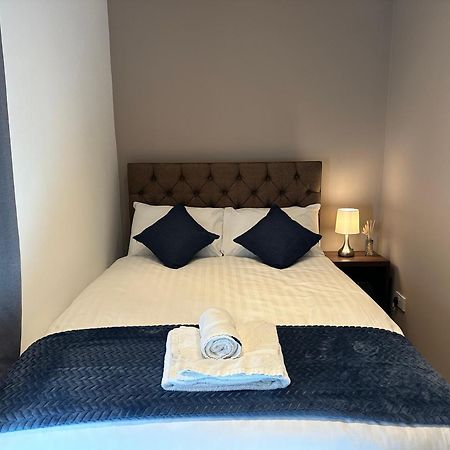 Putera Puteri Residence London Ngoại thất bức ảnh
