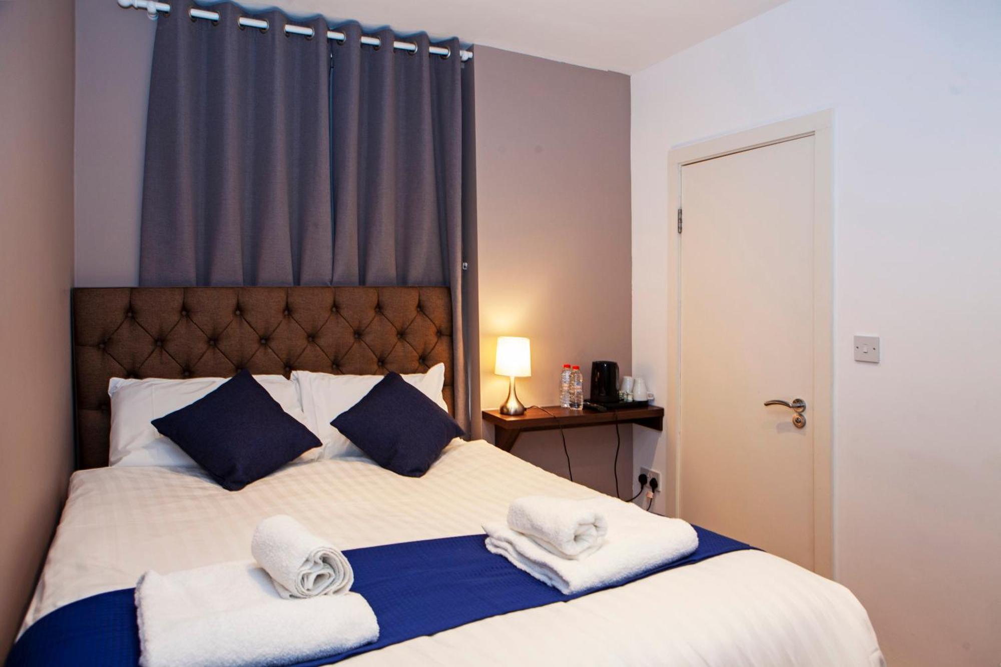 Putera Puteri Residence London Ngoại thất bức ảnh